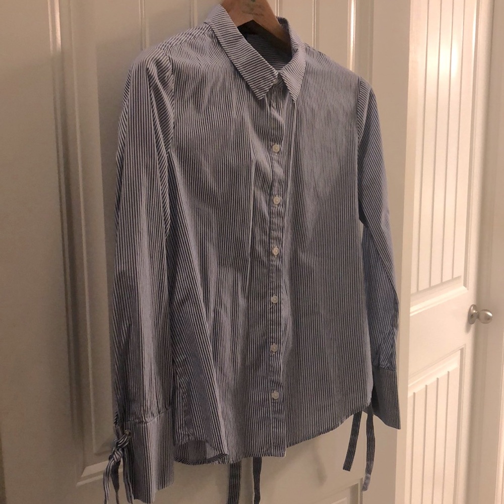 Sanctuary Blue and white striped button down shirt